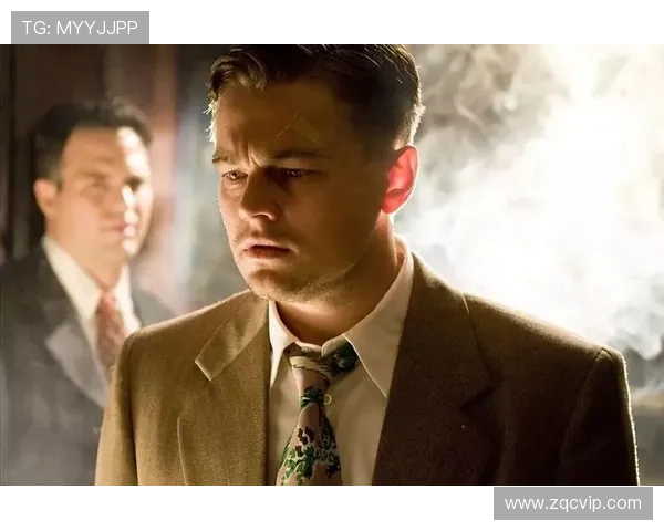 从巅峰到深渊自甘坠落的足球明星背后的悲剧与反思